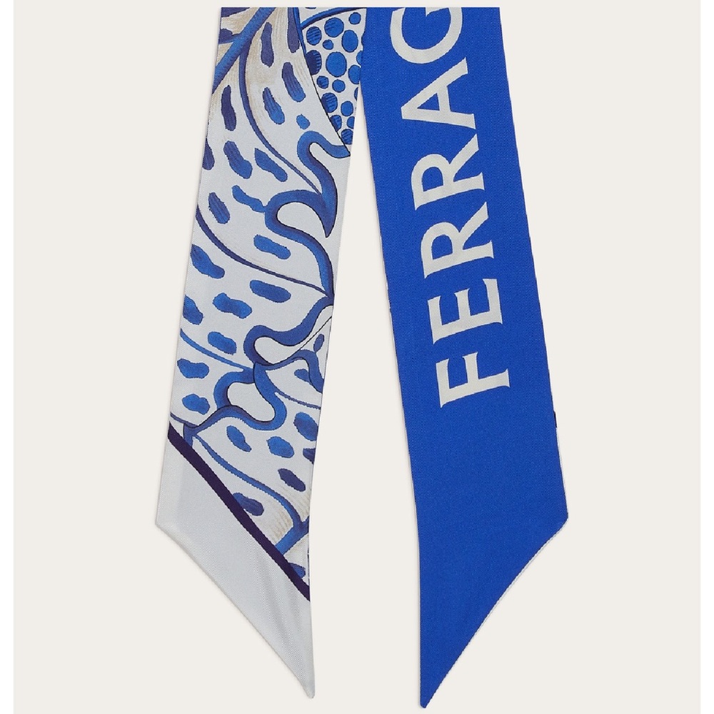 Ferragamo scarf brand new wit tags Neva worn
